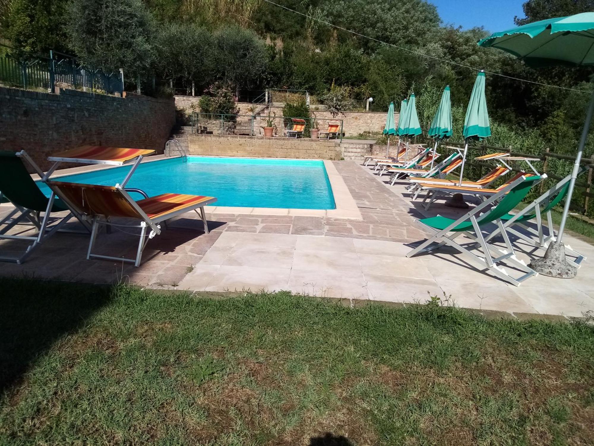 Borgo Di Alica Villa Palaia Bagian luar foto