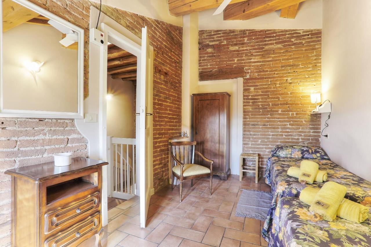 Borgo Di Alica Villa Palaia Bagian luar foto